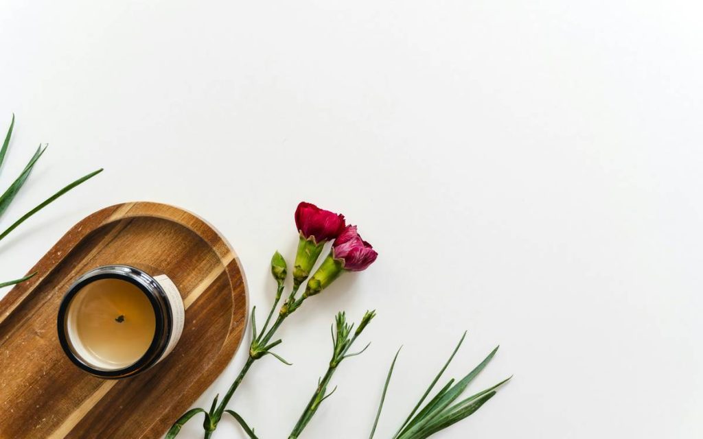 Flower Room Decoration: How Scented Blooms Transform Your Space (and Skin)