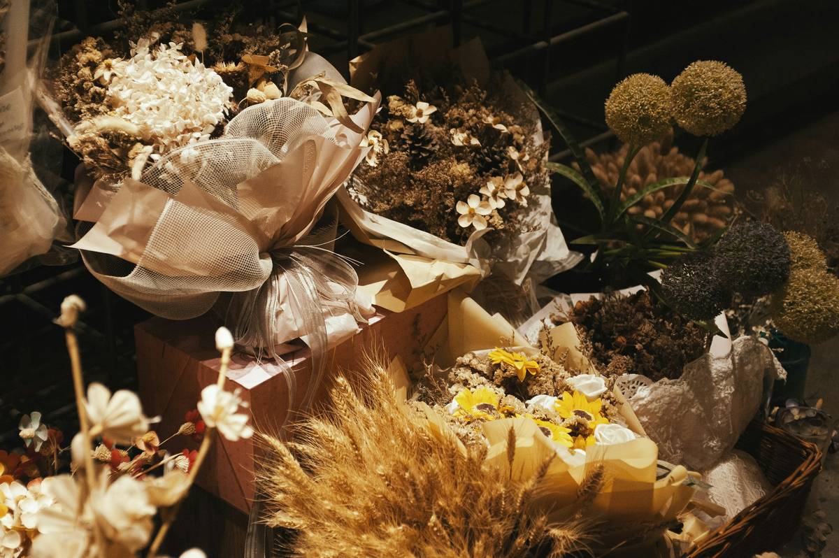 How to Make Flower for Gift: A Skincare Lover’s Guide to Crafting Scented Blooms That Wow