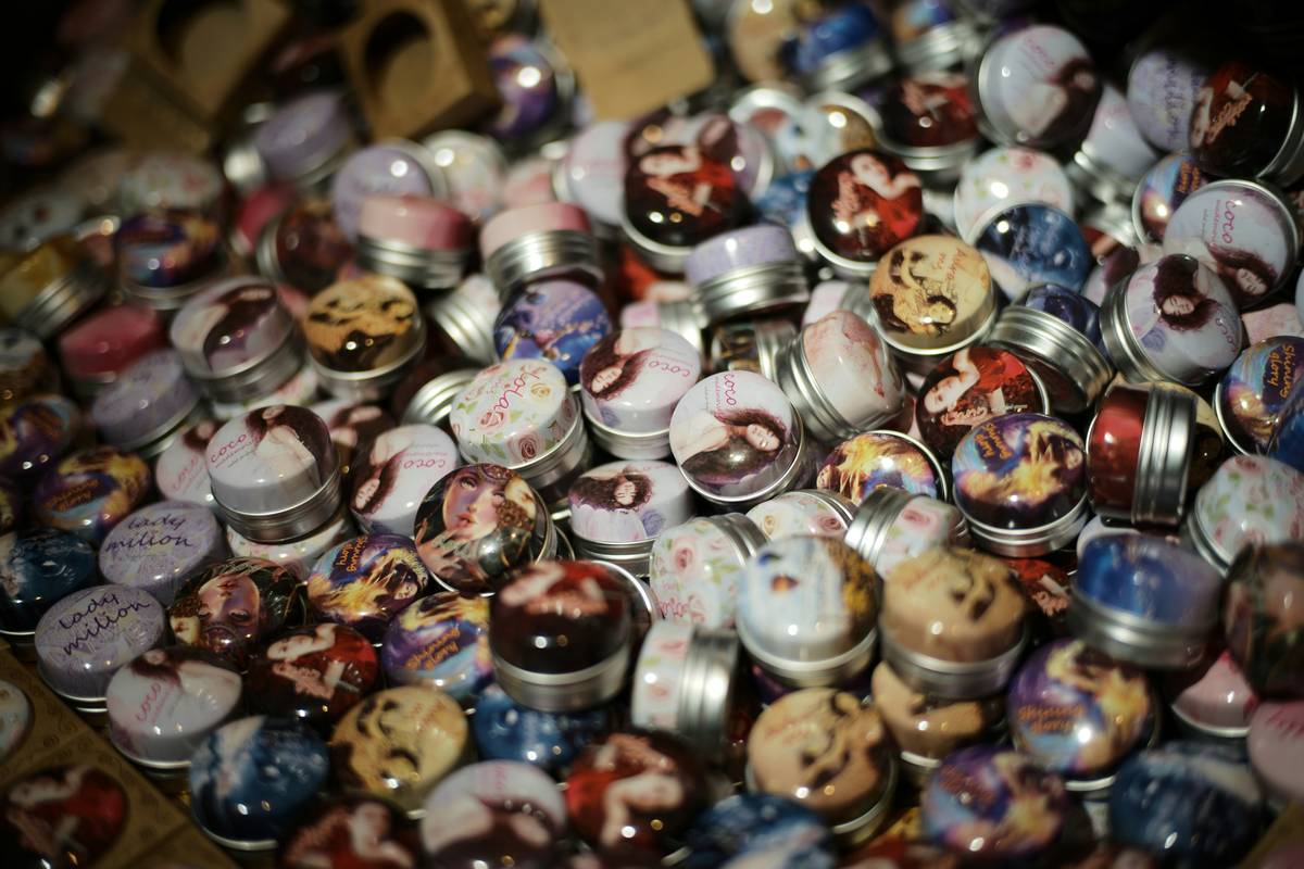 The Ultimate Guide to Scented Cans for Gifts: Bloom, Breathe, and Bring Joy